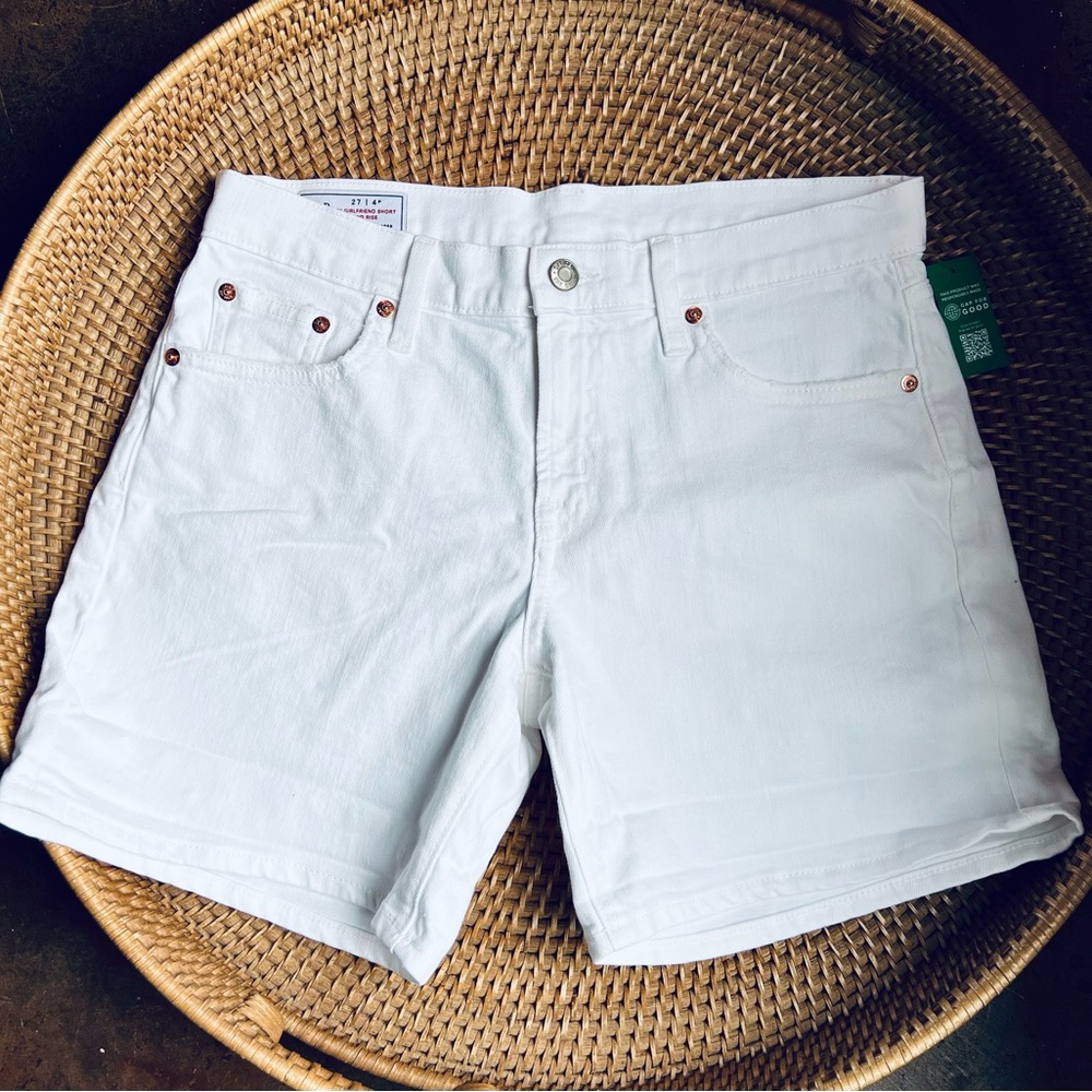 New Gap white shorts GIRLFRIEND MID RISE 27/4P new with tags - Picture 3 of 7